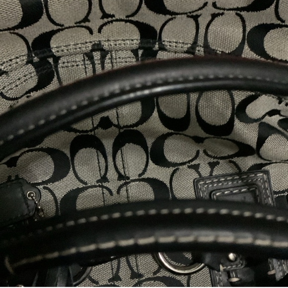 Coach Hampton Signature Jacquard - Picture 13 of 13